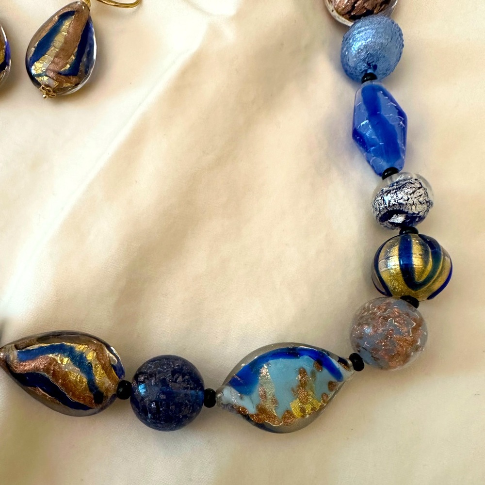 Ross-Simons Italian Murano Glass Bead Teardrop Blue & Gold Necklace Earrings 18k - Picture 4 of 7